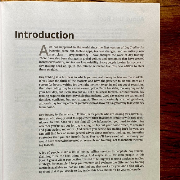 Day Trading For Dummies by Ann C. Logue - paperback book - Picture 3 of 3